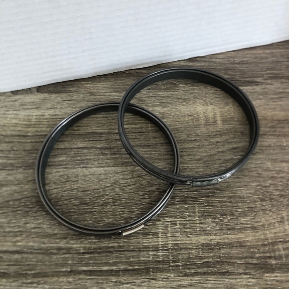 Vtg Metal and Cork Embroidery Hoops - Picture 1 of 10